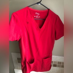 Cherokee I flex scrub top Red. Size small